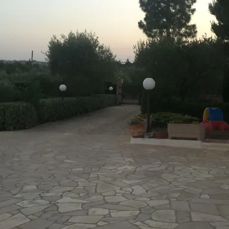 בית כפרי Tralci פוטיניאנו